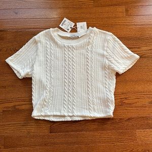 Zara white short sleeve shirt. 100% Polyester. Never worn. New with tags.